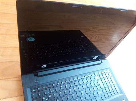 Laptop, prenosni računalnik Lenovo 80e3