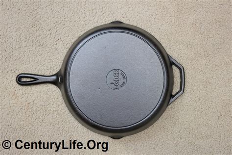 In Depth Product Review Lodge 12 Inch Cast Iron Skillet 10SK L10SK3ASHH41B