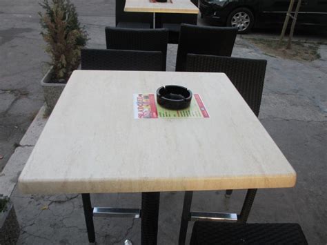 Ratan Visoke Stolice I Stolovi