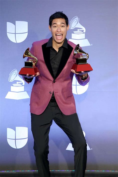 Tony Succar De Futbolista A Ganador Del Latin Grammy People En Español