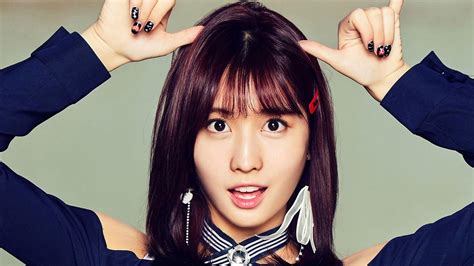 Twice Momo Wallpapers Wallpaper Cave