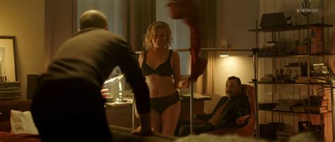 Nude Video Celebs Elena Lyadova Sexy Mental Vne Sebya S E