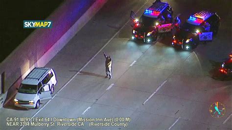 Multi-county police chase ends on 91 Freeway in Riverside - ABC7 Los