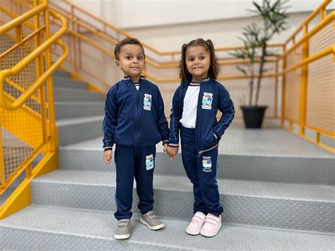 Educação de Navegantes inicia entrega de uniformes escolares de inverno