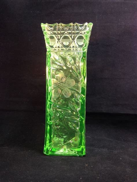 Uranium Green Vaseline Mckee Like Square Vase Floral Leaf Pressed Glass Hobnails Pottery