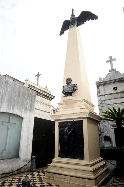 Doscientos A Os Del Cementerio De La Recoleta Mitos Leyendas Y Un