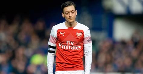 Arsenal Player Ratings Vs Everton As Mesut Ozil And Sead Kolasinac Flop