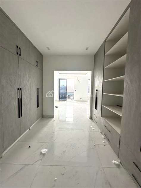 For Sale Luxury Bedroom Contemporary Detached Duplex Off Admiralty