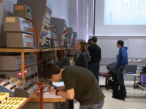 岡山大学工学部・岡山大学大学院 自然科学研究科 構造材料学研究室