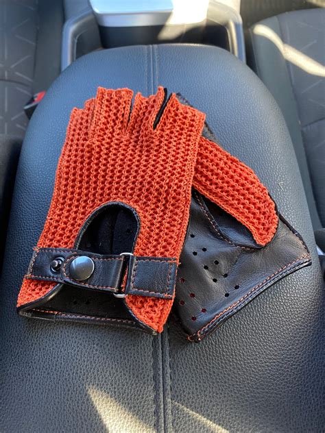 Mne S Fingerless Lambskin Crochet Driving Gloves Hungant