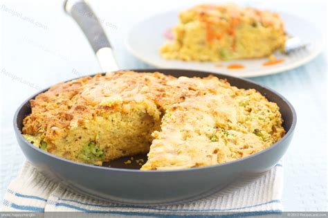 Cheesy Broccoli Cornbread Recipe