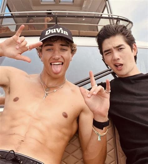 The Summer I Turned Pretty Hot Actors Cute Celebrity Guys Blonde Guys