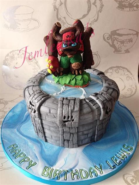 Skylanders Cake Decorated Cake By Jemlewka S Cupcakes CakesDecor