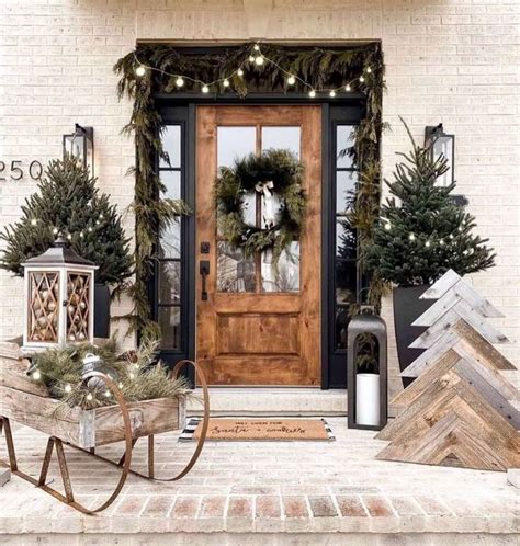 Brilliant And Inspiring Christmas Front Porch Decor Ideas To Diy