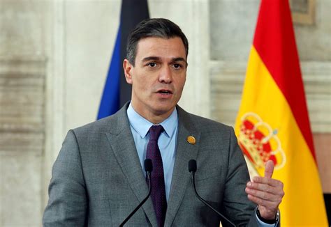 Spain S Prime Minister Pedro Sanchez Congratulates Donald Trump On His