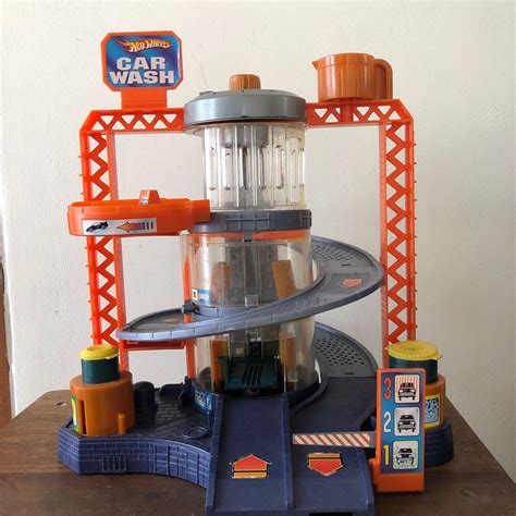 Hot Wheels Car Wash Toys Collectibles Mainan Di Carousell