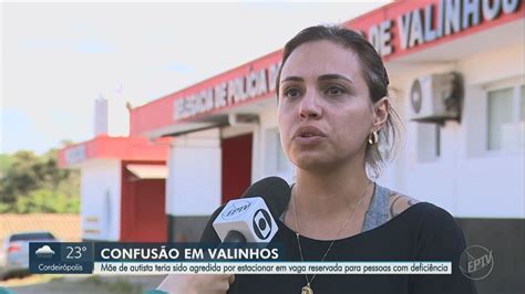 Mãe de criança autista afirma ter sido xingada e empurrada por homem