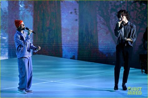 Justin Bieber And Shawn Mendes Perform New Song Monster For First Time At Amas 2020 Photo