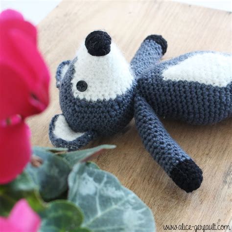 Loup Au Crochet Explications Pour R Aliser Cet Amigurumi Alice Gerfault