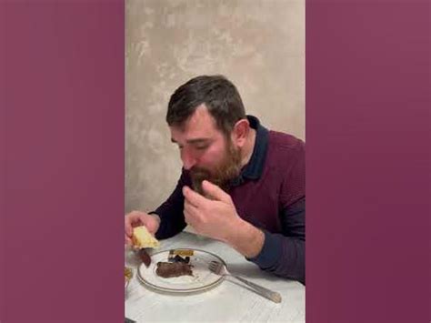 Мясо и жир кита из Чукотки - YouTube