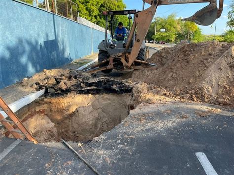 Cratera Se Abre E Interdita Trecho Da Av Maranh O Na Zona Norte De