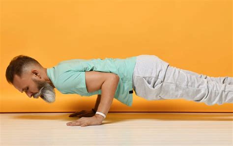 How To Perform Chaturanga: The Complete Guide With Variations