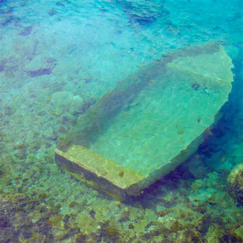 lake mead  las vegas holds  ton  secrets  beaver fm