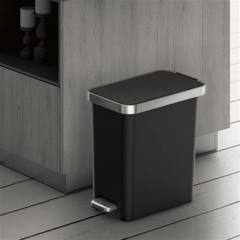 2 5 Gallon Premium Resin Step Can Bathroom Or Office Garbage Can