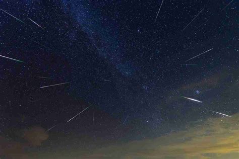 Chuva de meteoros atinge pico neste domingo veja onde fará tempo bom