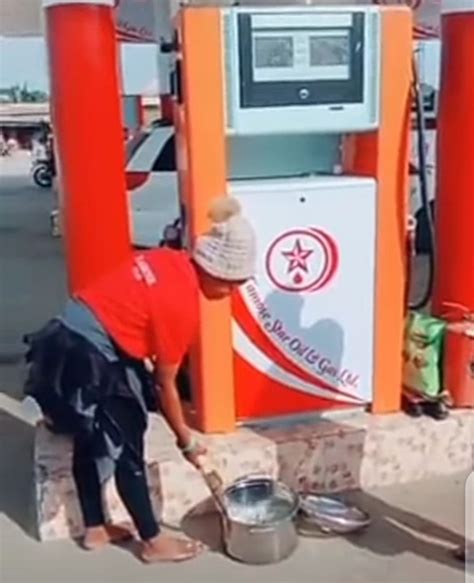 See What A Nigerian Man Carried To The Filling Station To Buy Fuel Pics Crime Nigeria