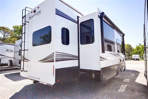 NEW 2022 Grand Design Solitude 345 GK 345GK Tulsa OK