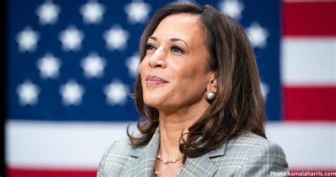 Kamala Harris Raises 500 Million For 2024 Campaign Setting