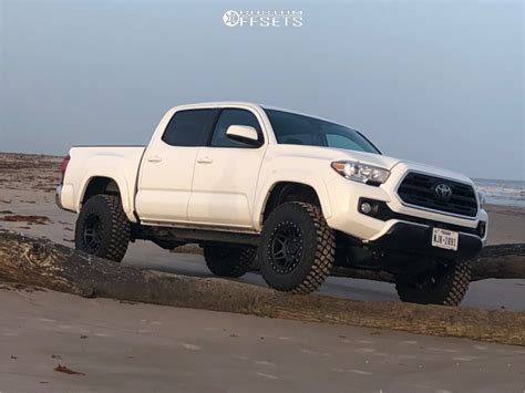 2019 Toyota Tacoma Method Mr312 Rough Country Leveling Kit Custom Offsets