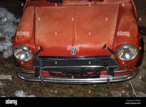 Classic Mini Red Car Model White Hi Res Stock Photography And Images