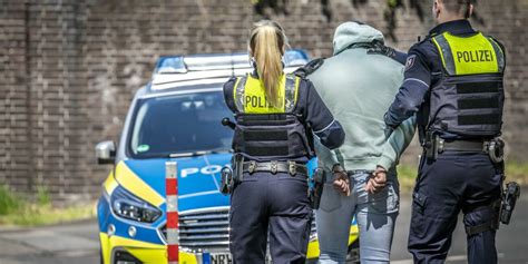 Raingen Einbrecher Bricht Sich Das Bein Polizei Nimmt J Hrigen Fest