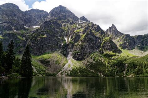 Lago Morskie Oko En Las Monta As Tatra Imagen De Archivo Imagen De