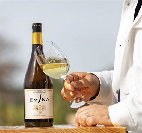 Vinos blancos: tesoros de sabor y elegancia - EL CORREO DEL VINO