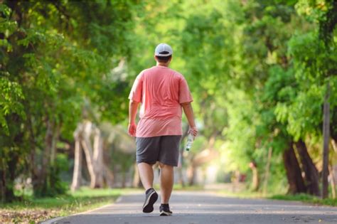 Por Que Sinto Dor Nas Costas Ao Caminhar Itc Vertebral