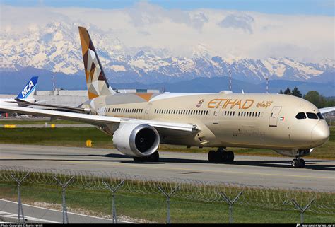 A6 BLW Etihad Airways Boeing 787 9 Dreamliner Photo By Mario Ferioli