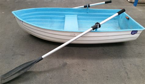 8 Foot Fiberglass Dinghy Lot 1038626 Allbids