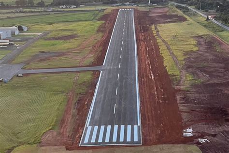 Ampliação da pista do aeroporto de Arapongas chega a 90 de execução