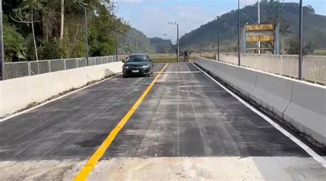 Nova Ponte Do Campeche Em Itaja Liberada Para Tr Fego De Ve Culos