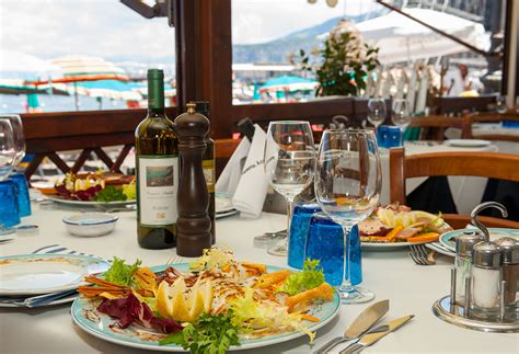 Restaurant By The Sea In Sorrento Restaurant In Marina Grande Sorrento