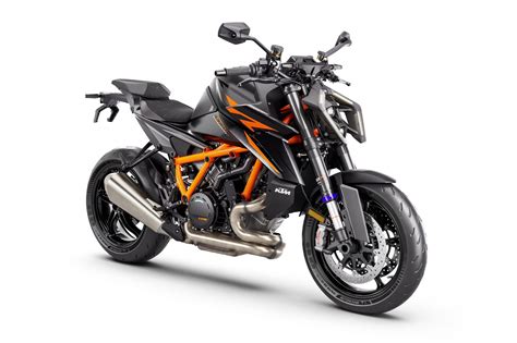 Motorrad Vergleich KTM 1390 Super Duke R EVO 2024 Vs Triumph Street