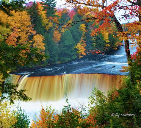 Upper Falls at Tahquamenon Photograph by Kelly Lawrence