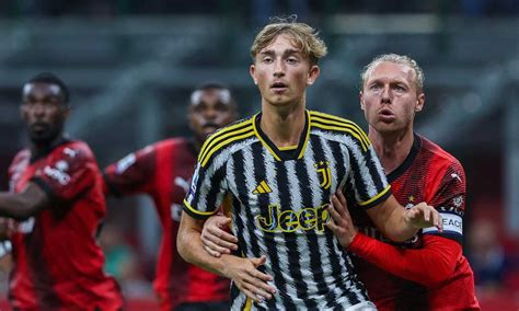 Juve La Roma Si Inserisce Per Huijsen Primapagina Calciomercato