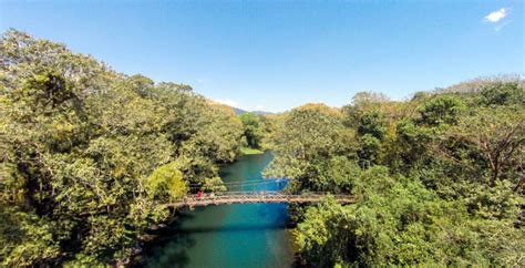 Parque Ecológico y Arqueológico Los Naranjos una belleza natural en