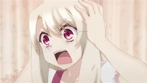 Illya Illyasviel Illya Illyasviel Panic Discover Share GIFs