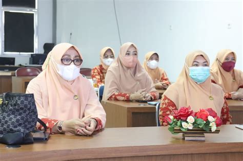 Ketua Dharma Wanita Persatuan Lutim Hadiri Silaturahmi Nasional Dwp