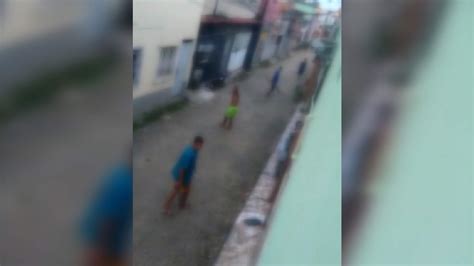 V Deo Confus O Entre Moradores E Troca De Tiros Em Vila Velha